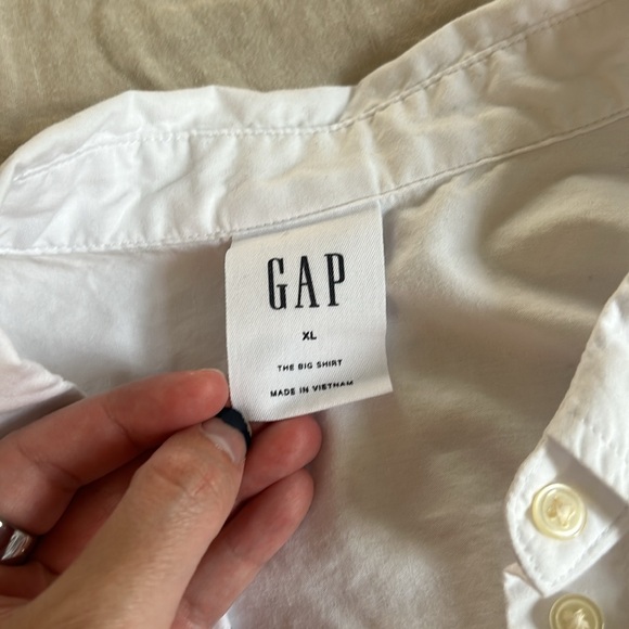 Gap button down shirt - Picture 2 of 2